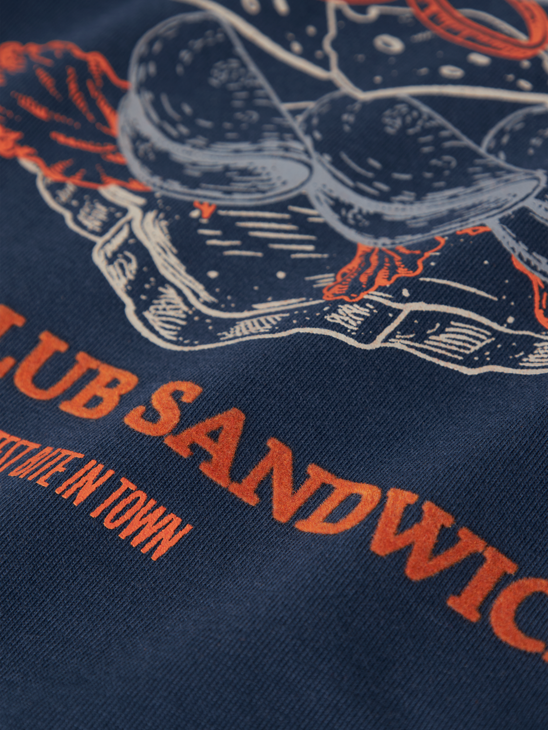 model_shot-front_full